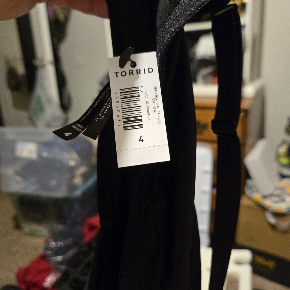 Lightly Lined Shine Bralette - Picture 5 of 8